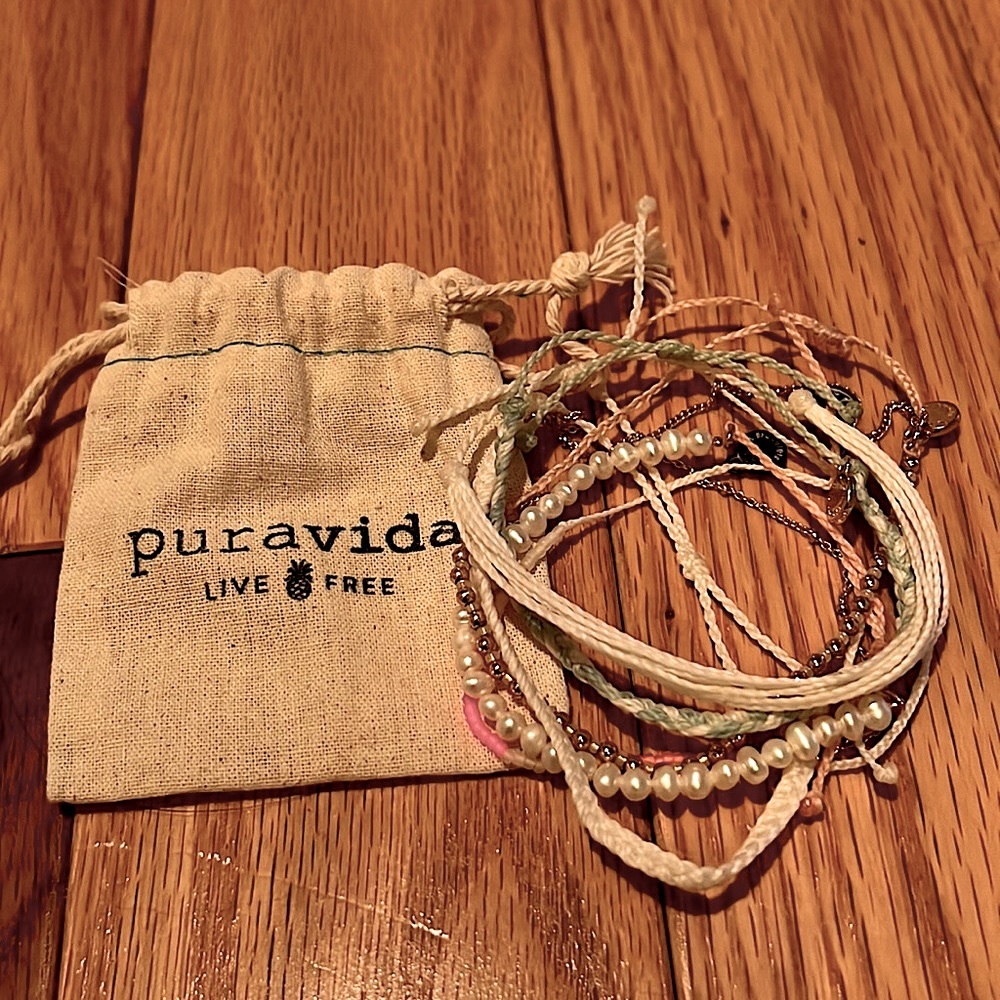 Pura Vida Bracelets 🥰